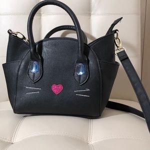 Used BESTY JOHNSON CAT MESSENGER BAG